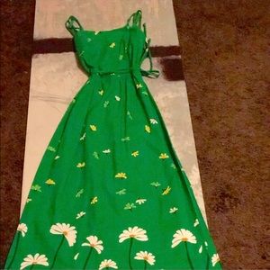 1970’s MALIA green sundress with white daisy print